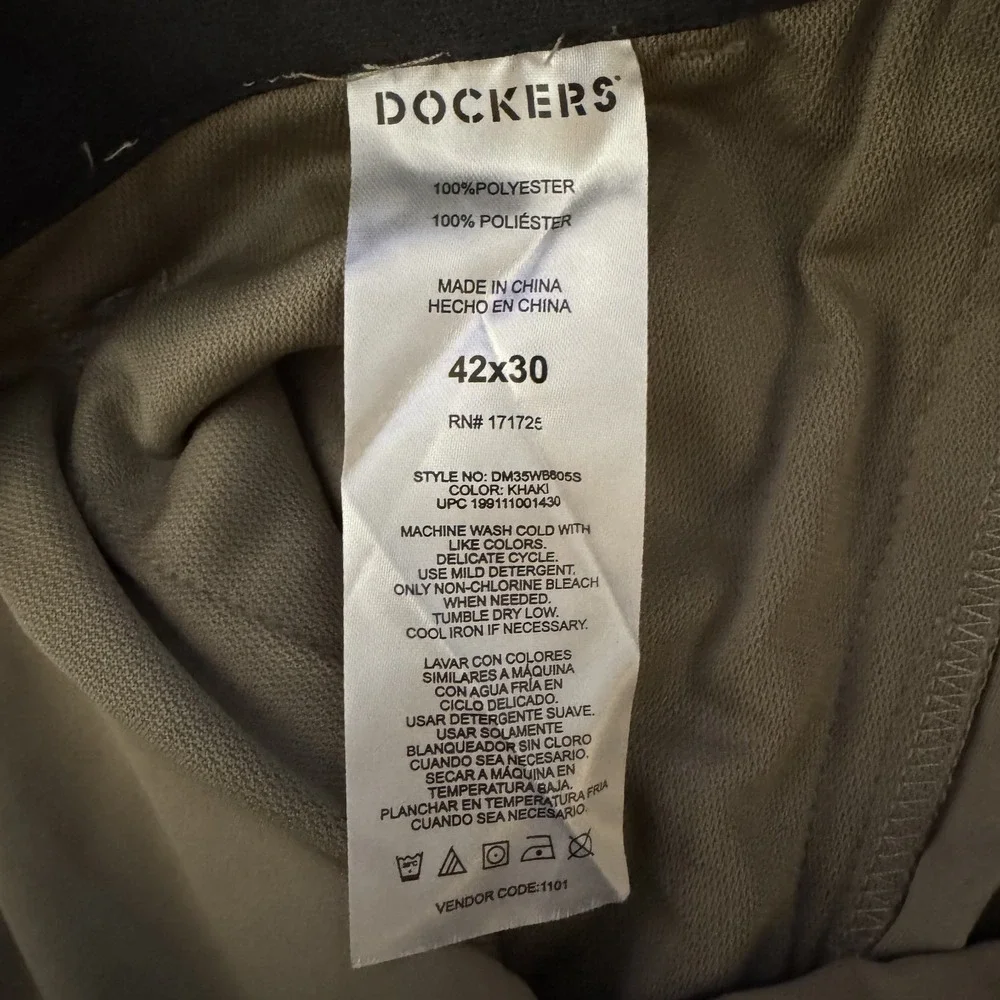 DOCKERS Mens Pants‎ Comfort Waistband Stretch Wicking Slim Fit Khaki 42X30 NWT